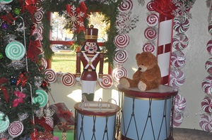 Nutcracker drums and bear