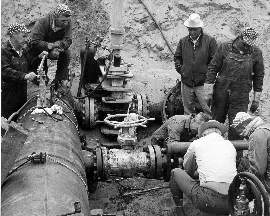 HIstorical image of pipeline construction