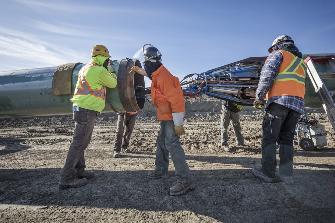 Pipeline construction workers