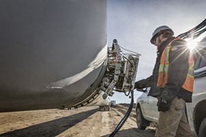 Welding inspection device on pipeline