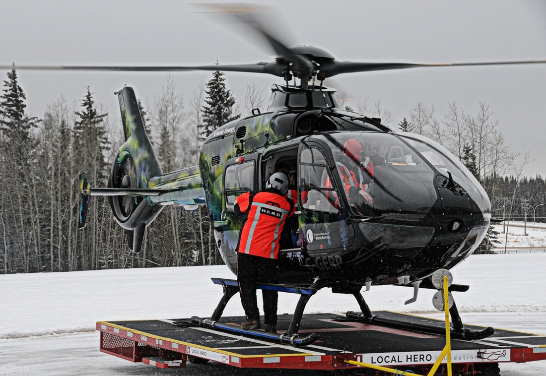 Helicopter in winter