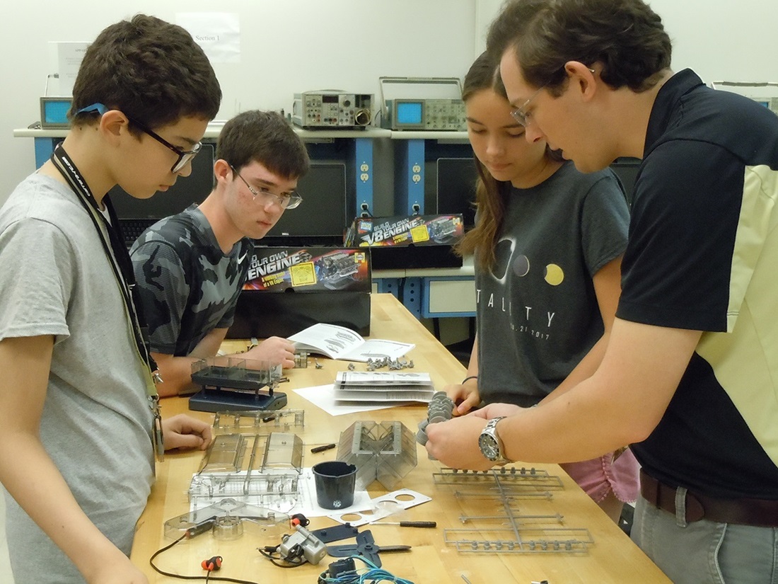 engineering summer camp students in the lab