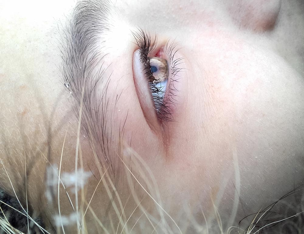 Contact lenses