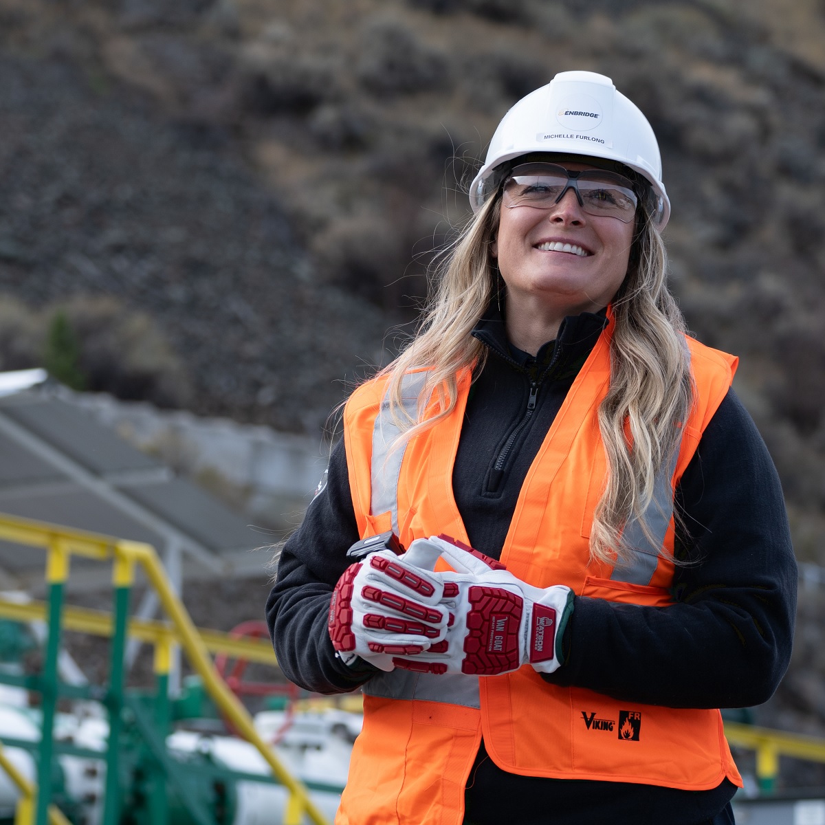 Woman in hardhat