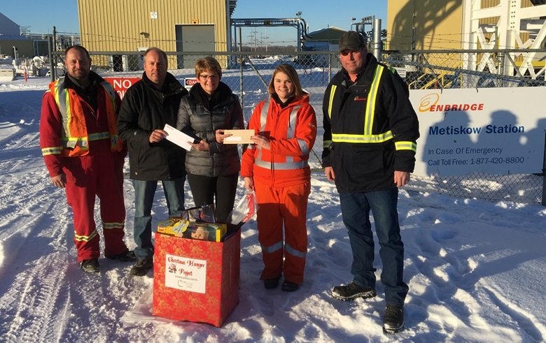 Metiskow_Christmas_hampers